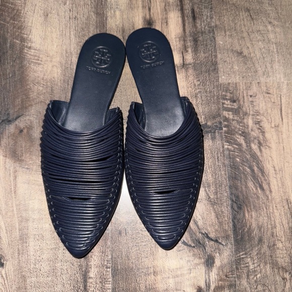 Tory Burch sandals - Picture 1 of 2